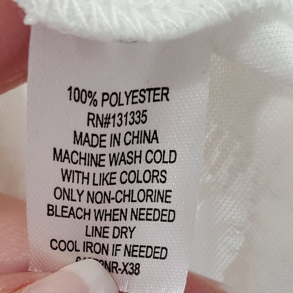 Socialite Shredded Distressed Short Sleeve White T-Shirt Size Small - Picture 9 of 9